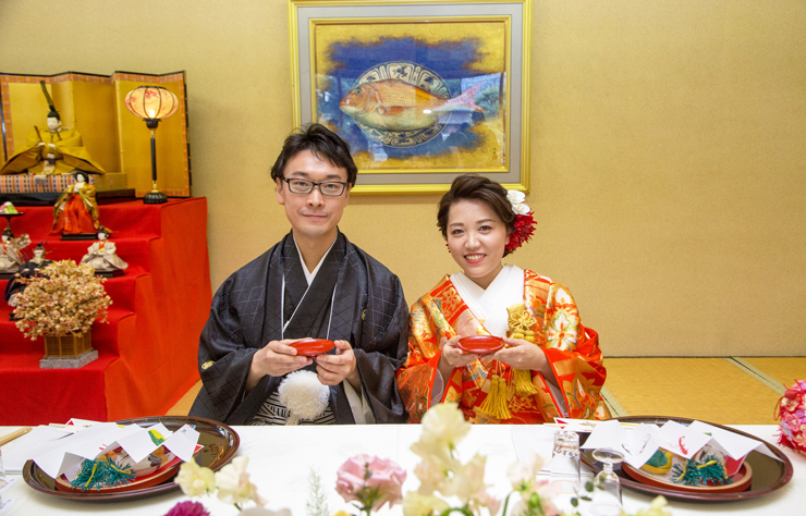 色打掛　J1008　川島 朱地霞に正倉院文様　結婚式　衣装レンタル　婚礼衣装　和装