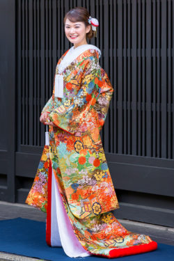 中華のおせち贈り物 美品 色打掛 グラデーション 花嫁衣装 京都高級織